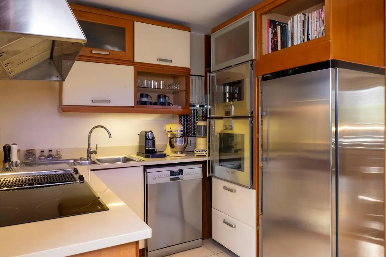 ** Guest house Maison Lavaud Paris France