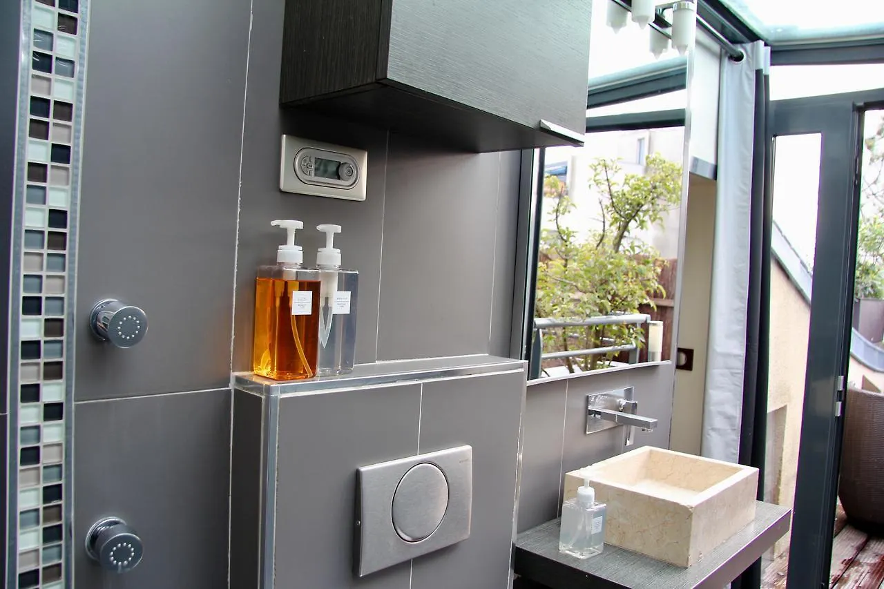 Maison Lavaud Paris Guest house