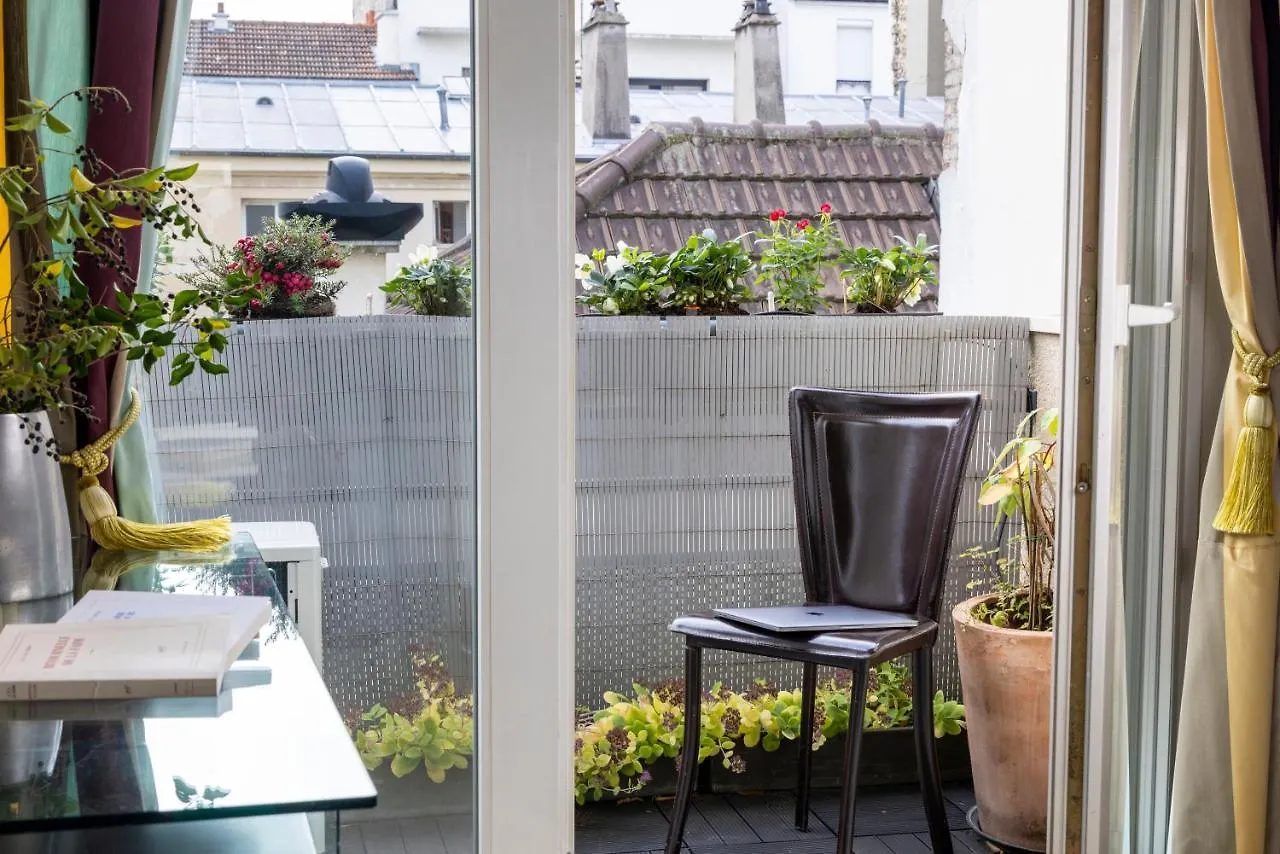 Maison Lavaud Paris 2*,