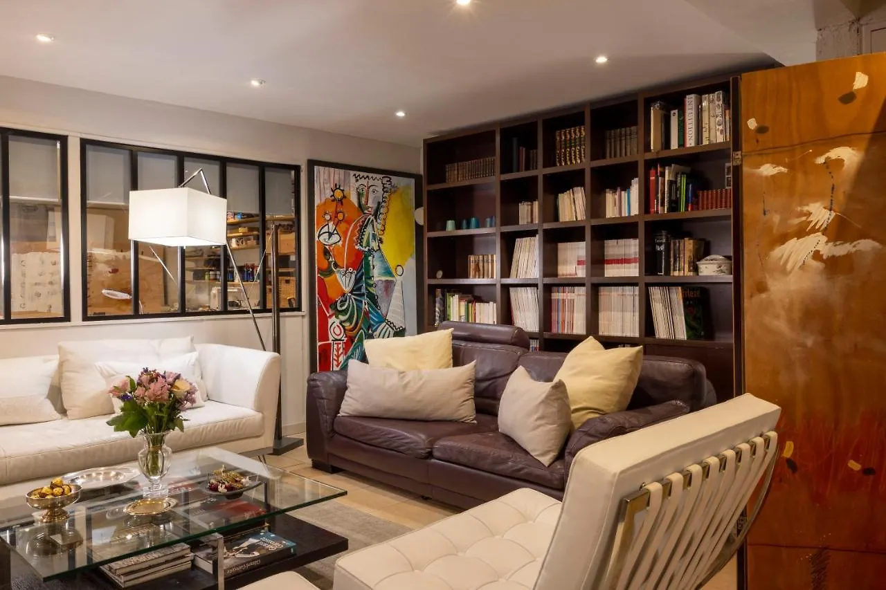 ** Guest house Maison Lavaud Paris France