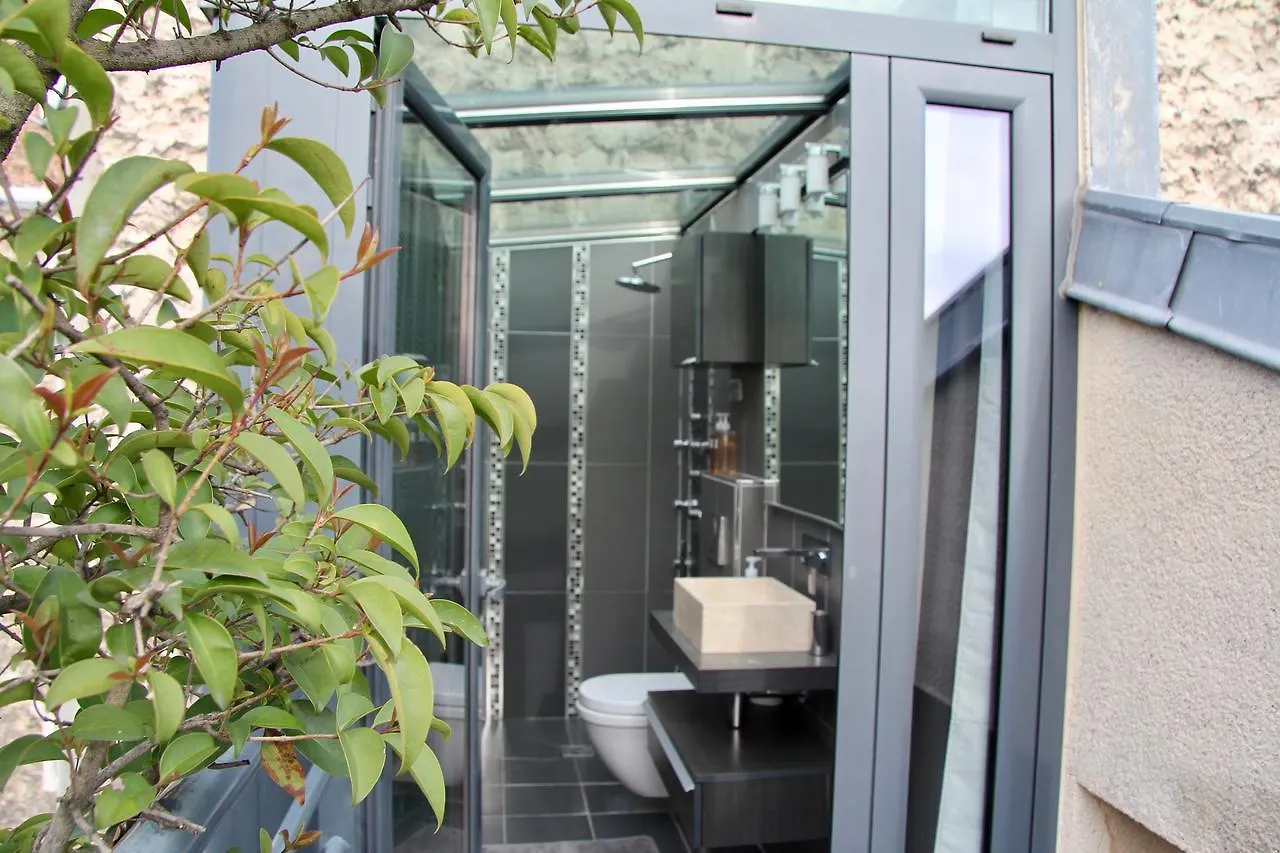 ** Guest house Maison Lavaud Paris France