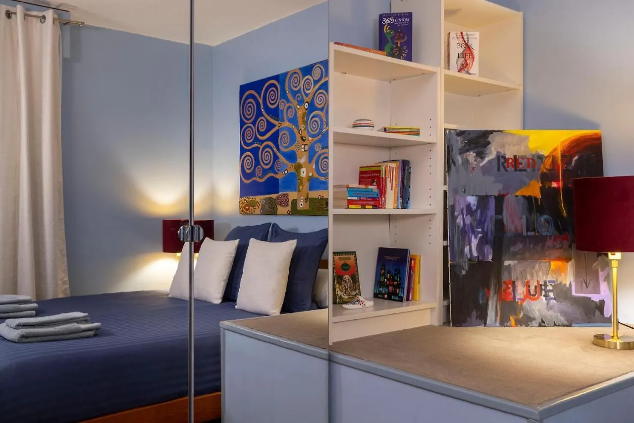 ** Konukevi Maison Lavaud Paris Fransa